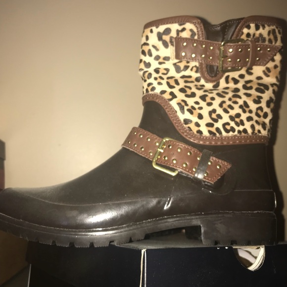 sperry leopard boots